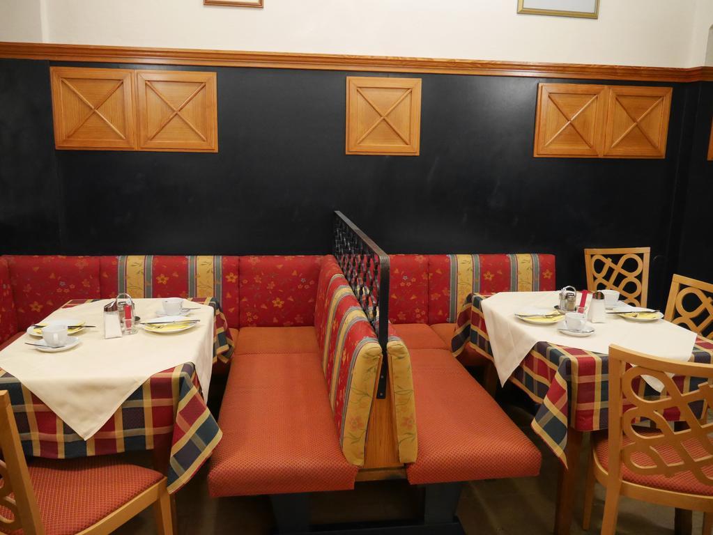Hotel Garni Hoechschmied Lassnitzhoehe Exterior photo