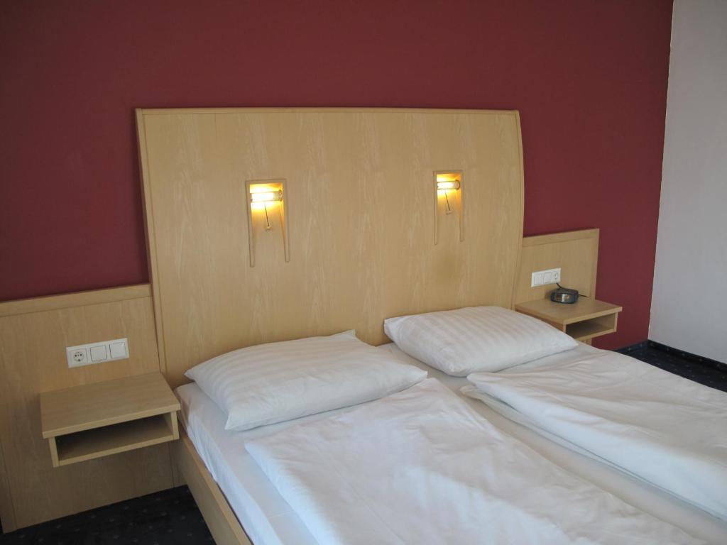 Hotel Garni Hoechschmied Lassnitzhoehe Exterior photo